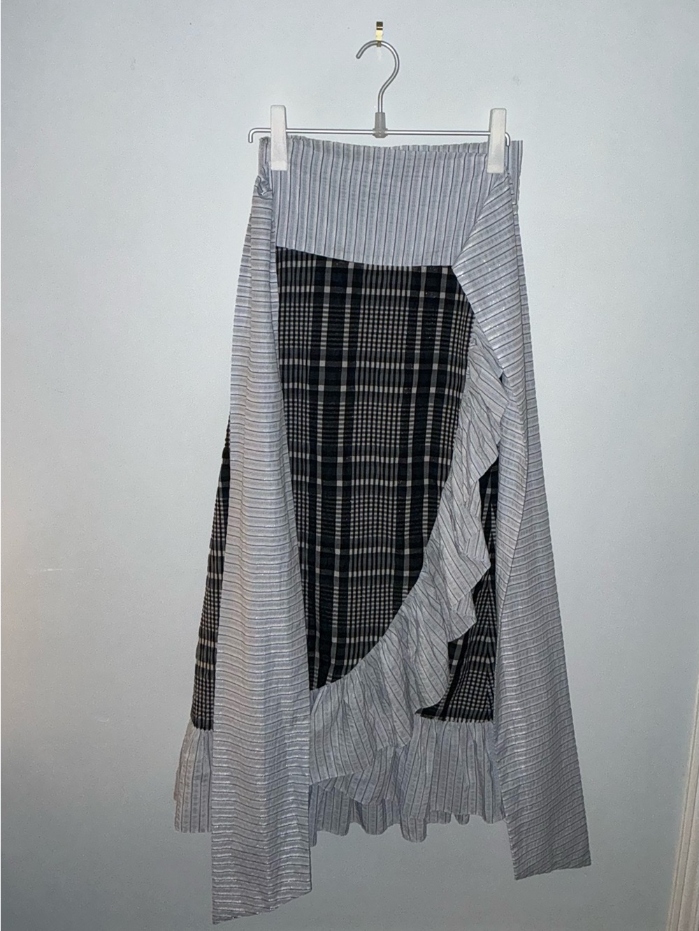 Ganni Charron Wrap Skirt Plaid Pattern With Frill Detail. Size 38
